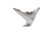 Load image into Gallery viewer, Burled Vase  Leaf
