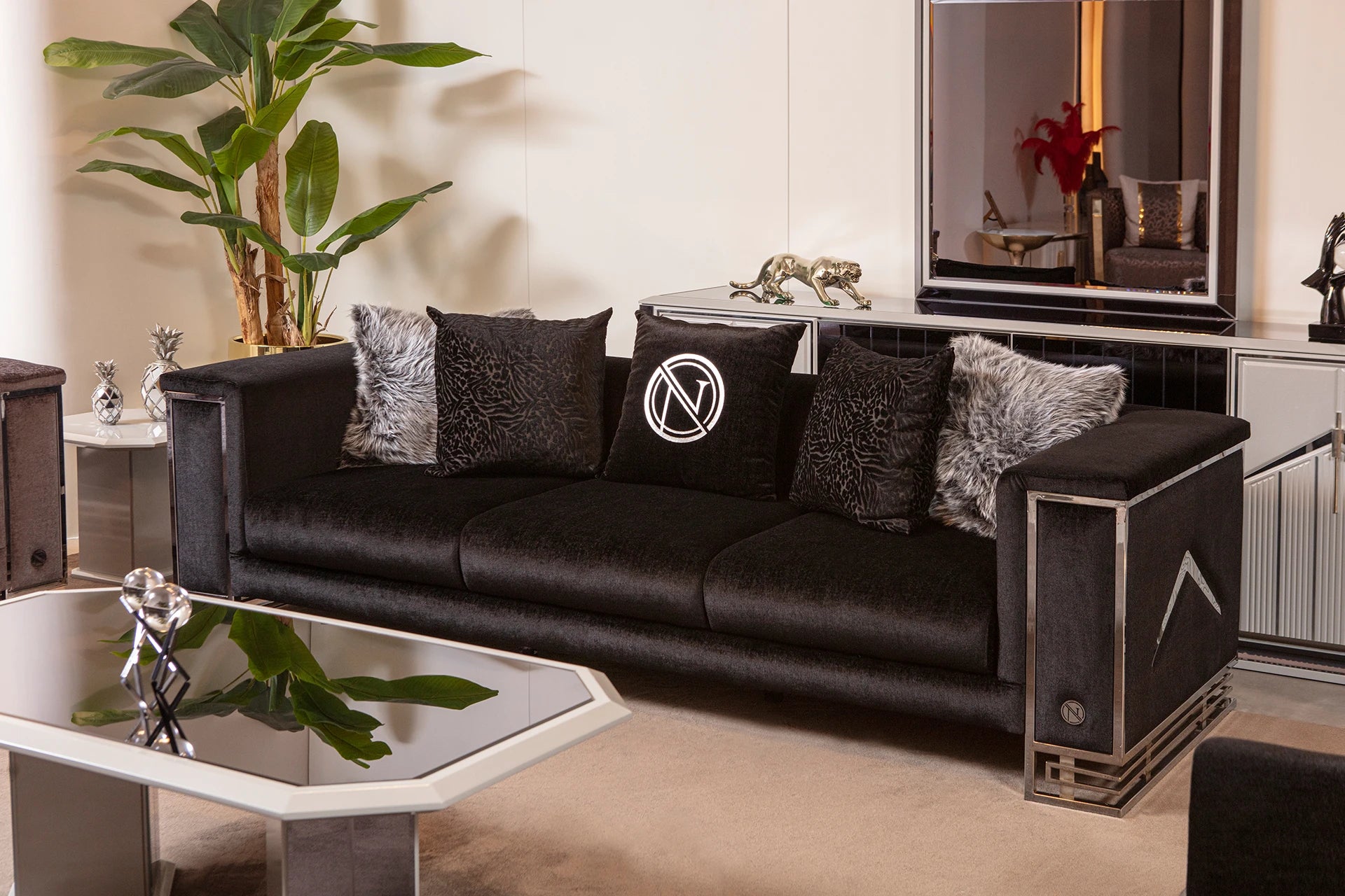 Leon Modern Sofa Set