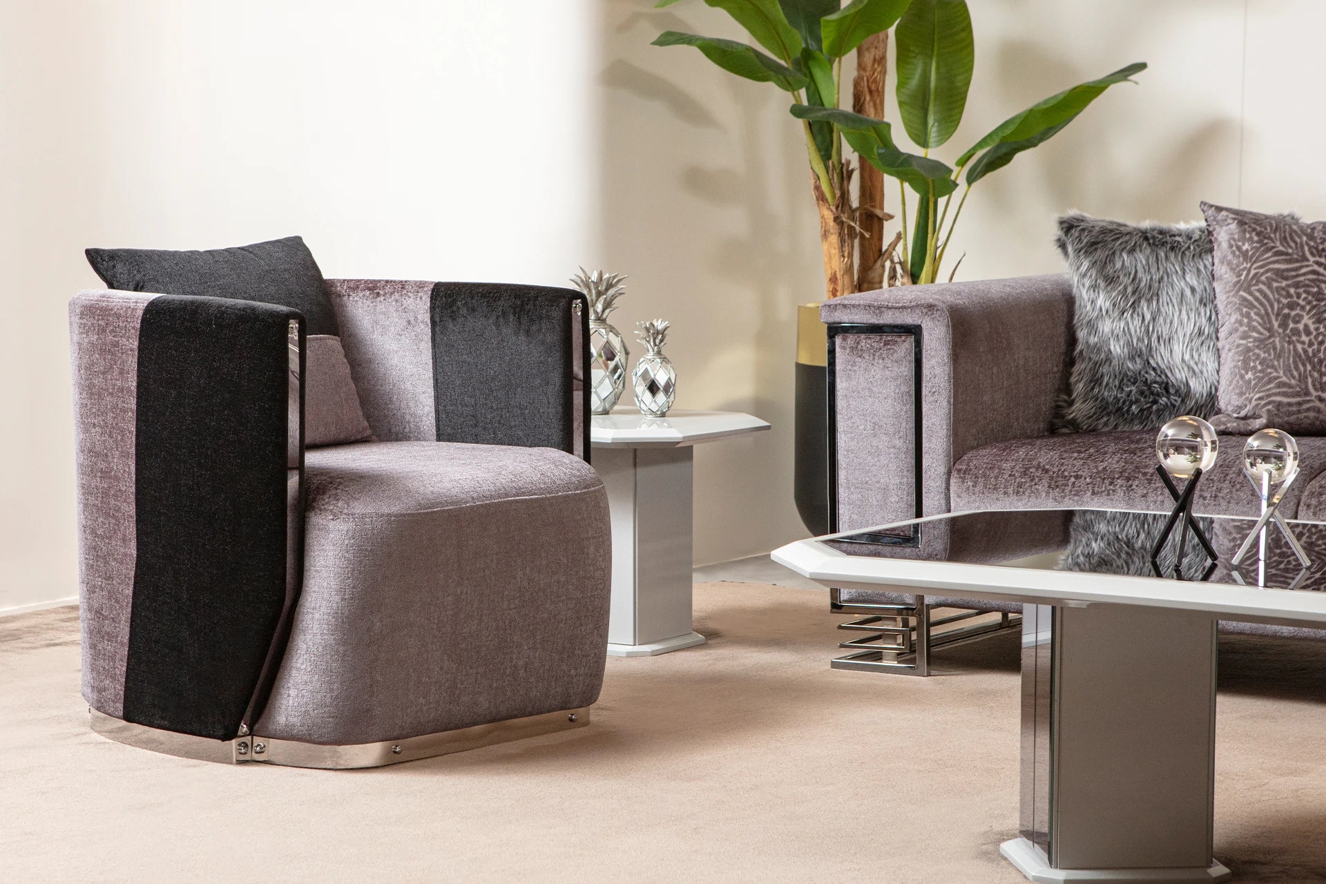 Leon Modern Sofa Set
