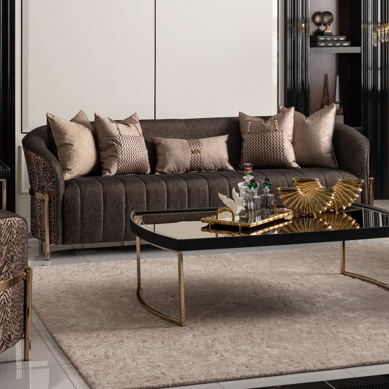 Lisbon Sofa Onyx Gold